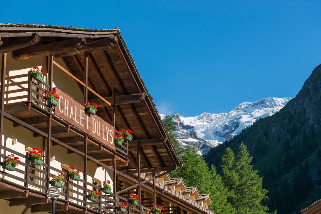 Chalet Du Lys Hotel & Spa Gressoney-la-Trinité Exterior foto